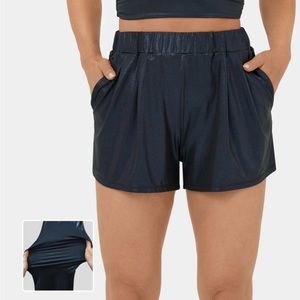 Size Large Faux Leather High Waisted Ruched Side Pocket Stretchy Shorts 3" NWT